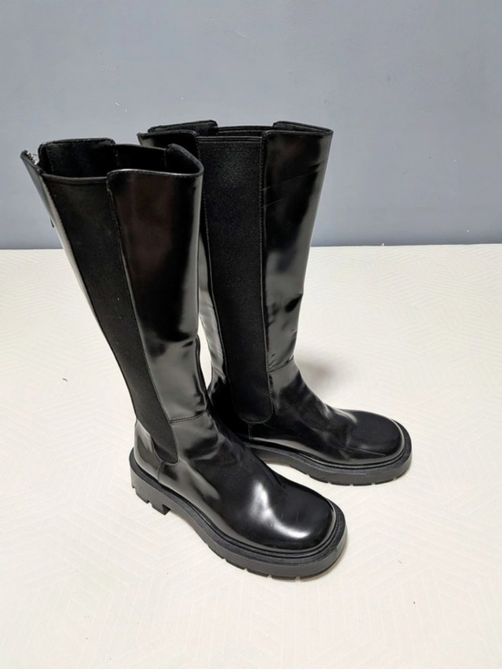 Charles & Keith Black Knee-High Boots EU 39 Like New